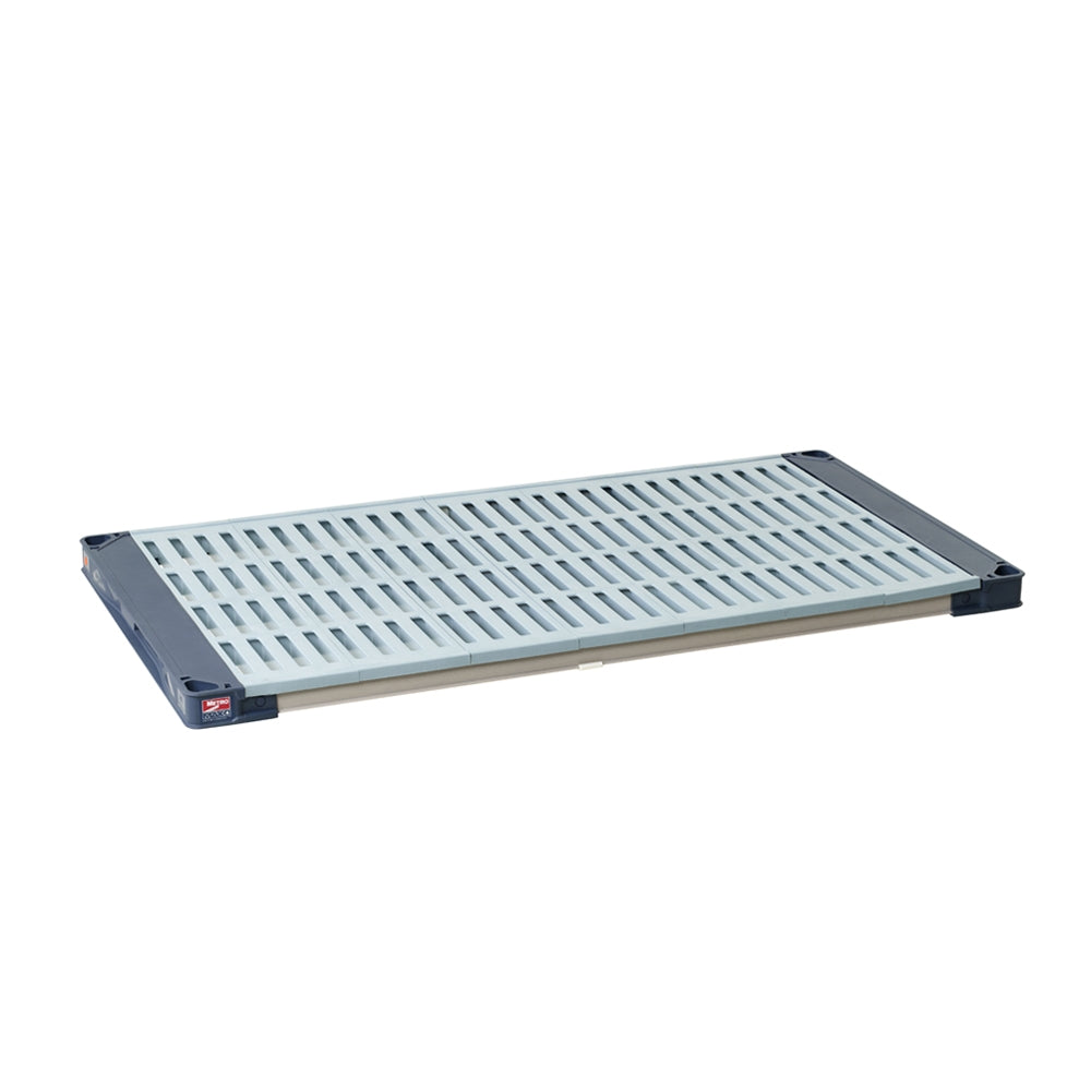 21"d MetroMax 4 Antimicrobial Shelf w/ Grid Mat